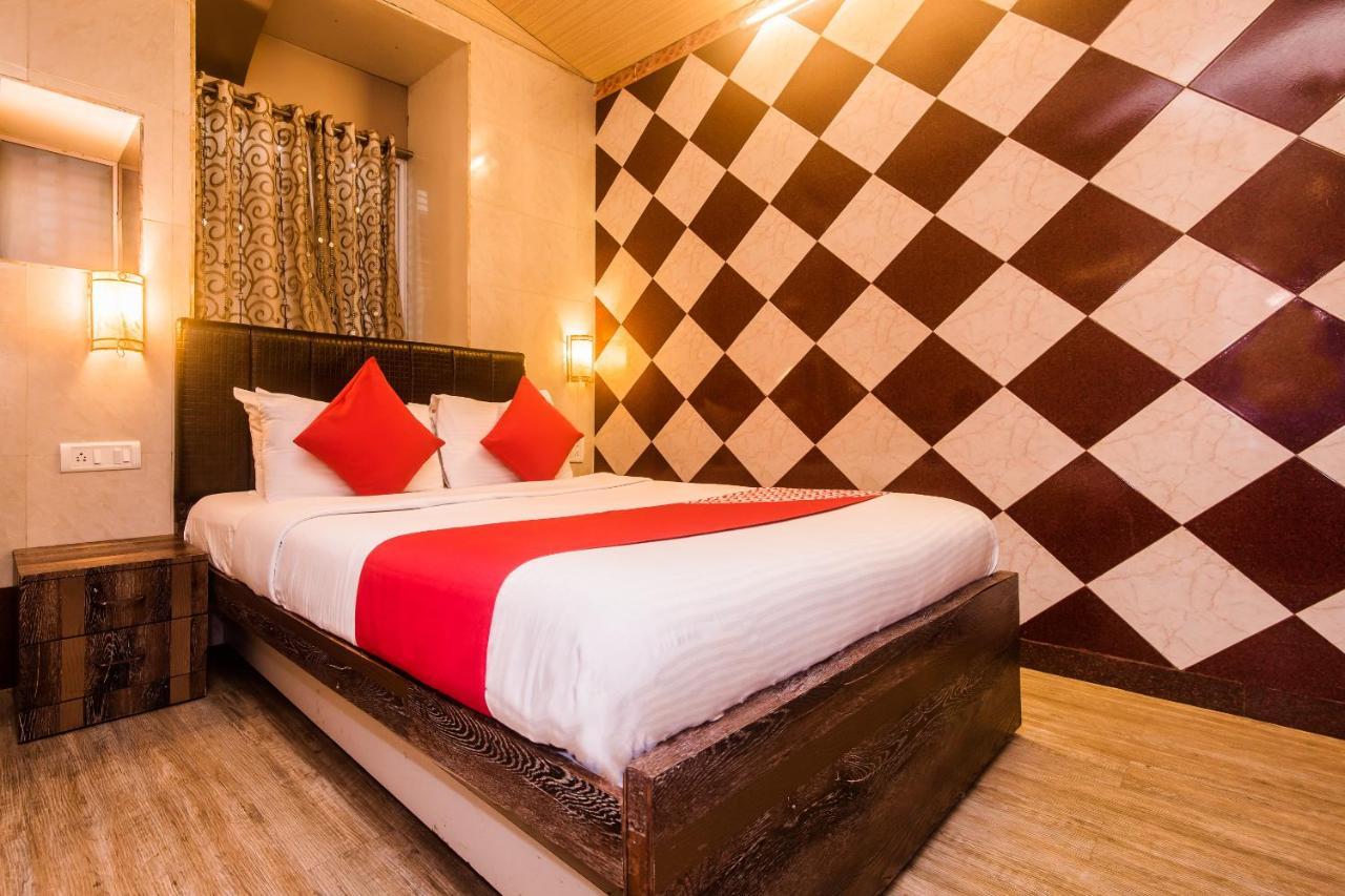 Hotel Oliver, Colaba Bombaj Zewnętrze zdjęcie
