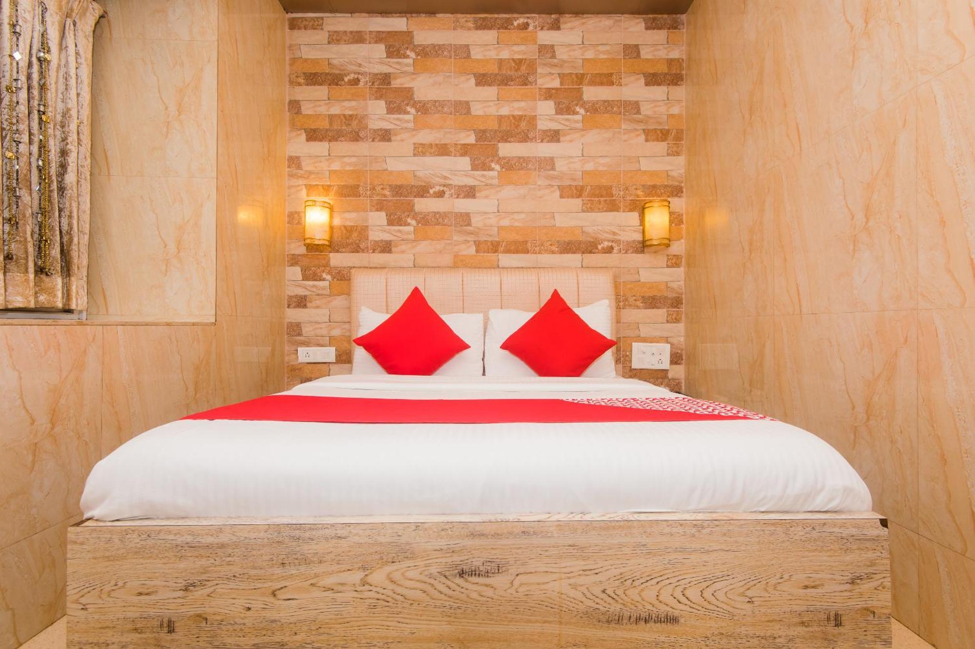 Hotel Oliver, Colaba Bombaj Zewnętrze zdjęcie